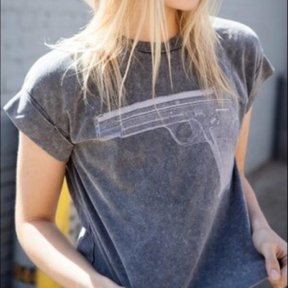 RARE brandy melville cropped caleigh gun tee